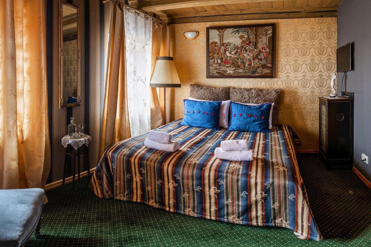 Pakruojis Manor Hotel Miller'S House エクステリア 写真