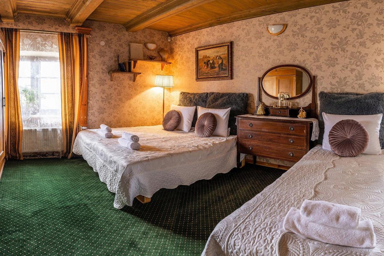 Pakruojis Manor Hotel Miller'S House エクステリア 写真