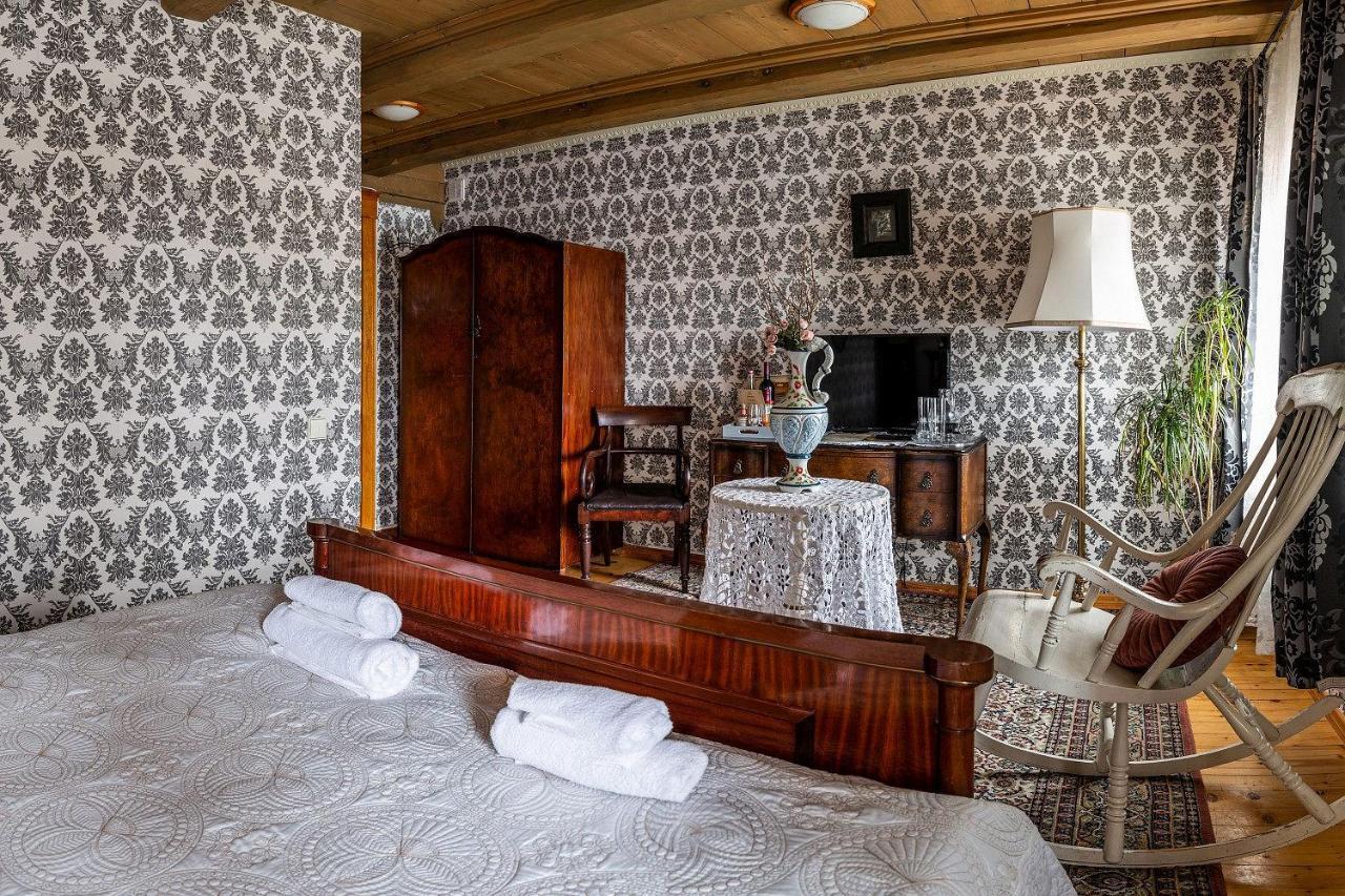 Pakruojis Manor Hotel Miller'S House エクステリア 写真