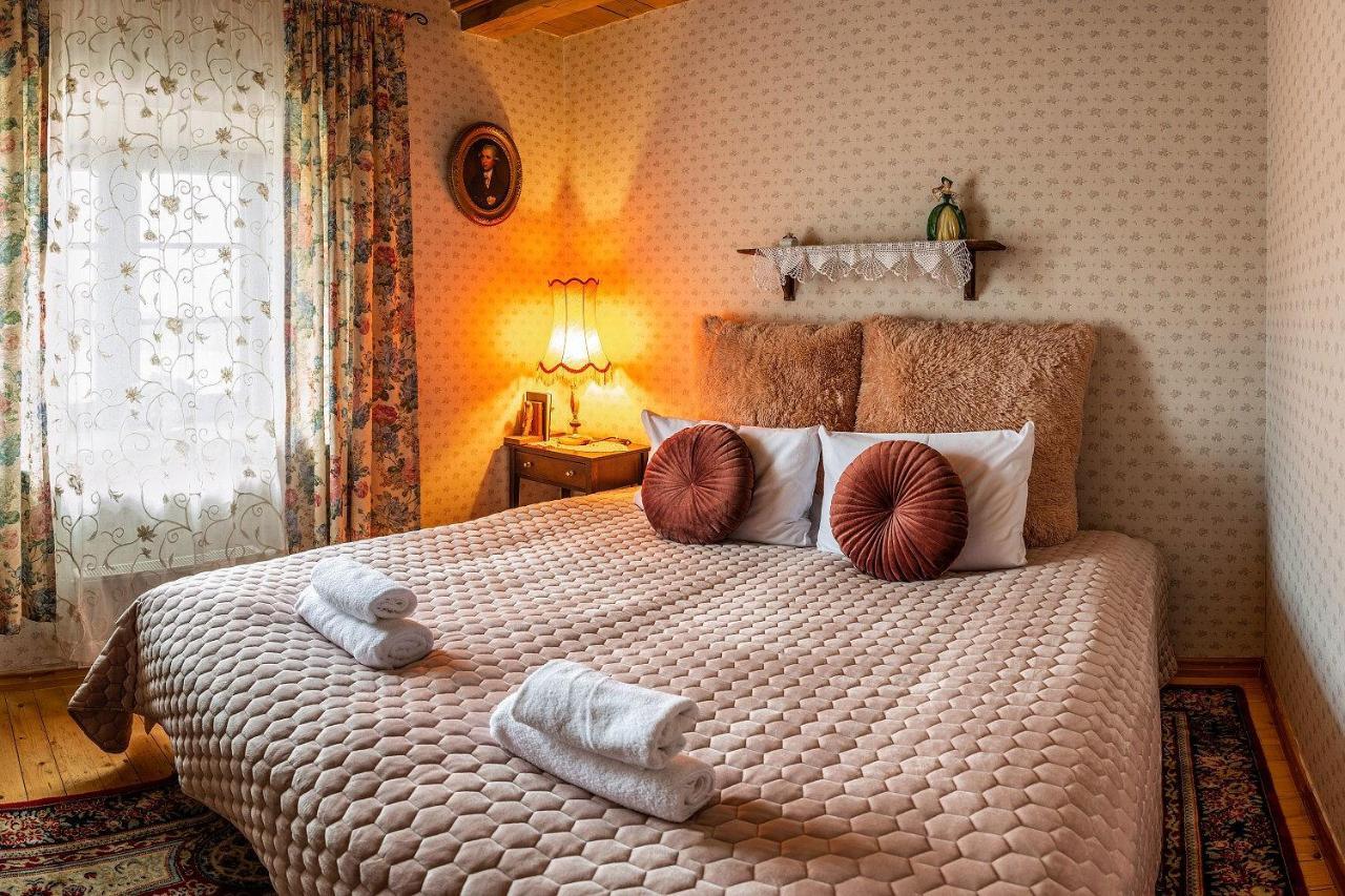 Pakruojis Manor Hotel Miller'S House エクステリア 写真